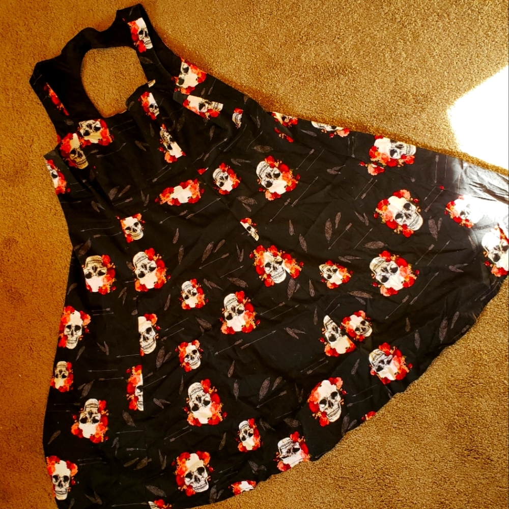 Torrid size 18 skulls boned and flowers cut out dress